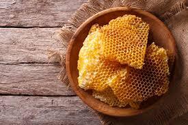خواص موم عسل برای پوست چیست؟